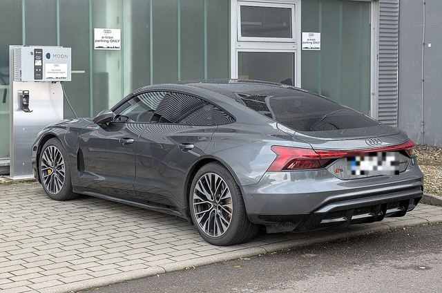 Audi e-tron GT