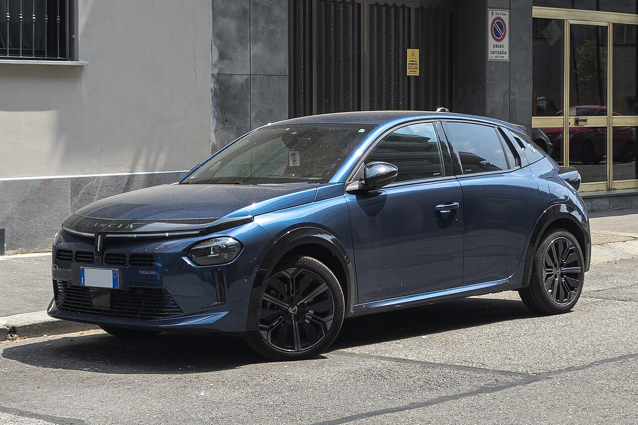 Lancia Ypsilon