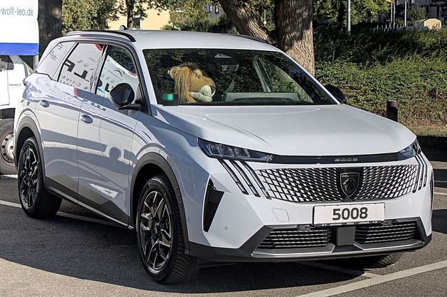 Peugeot 5008