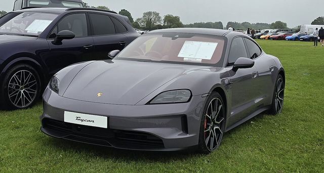Porsche Taycan