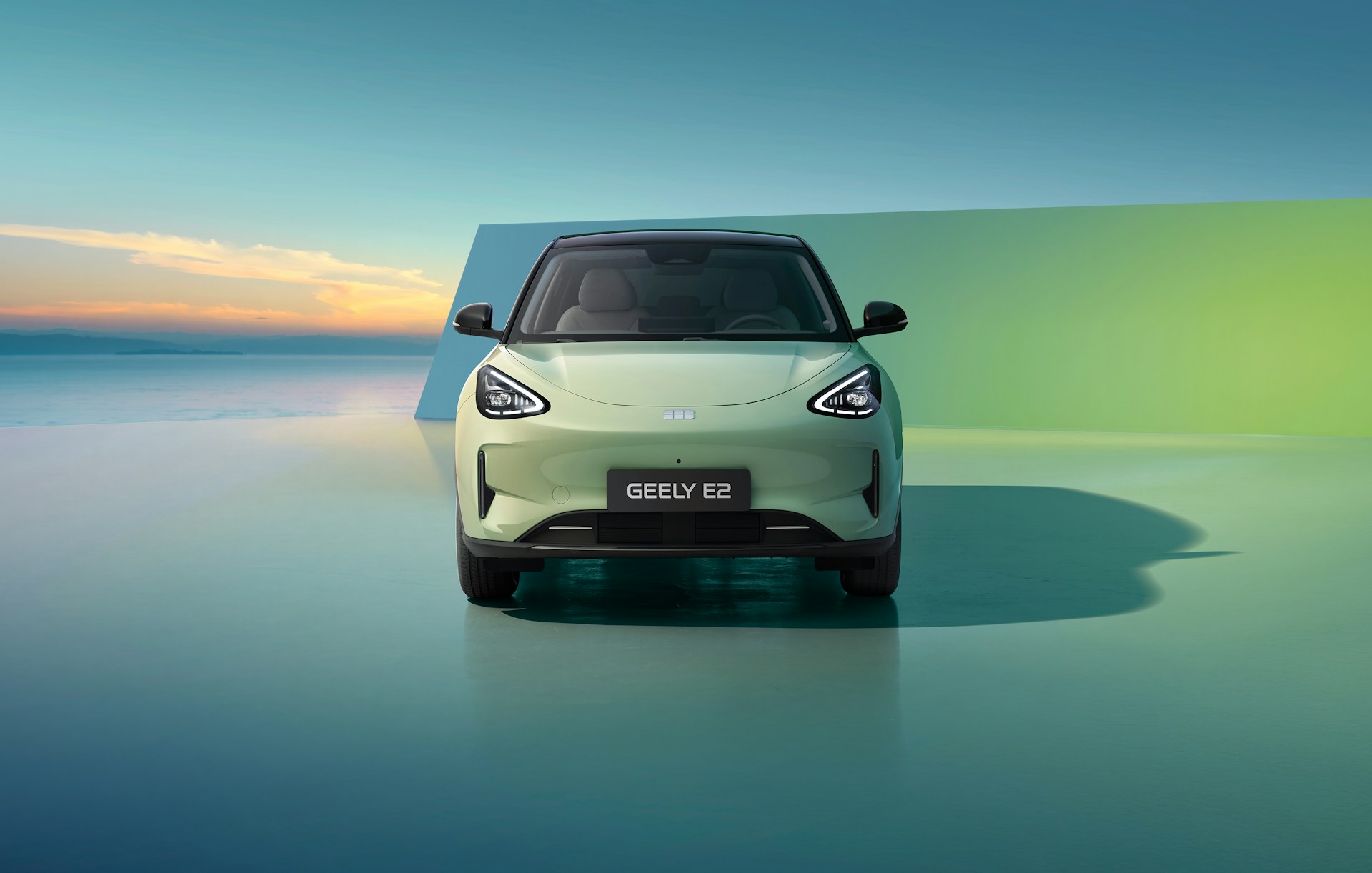 Geely E2 — foto 2